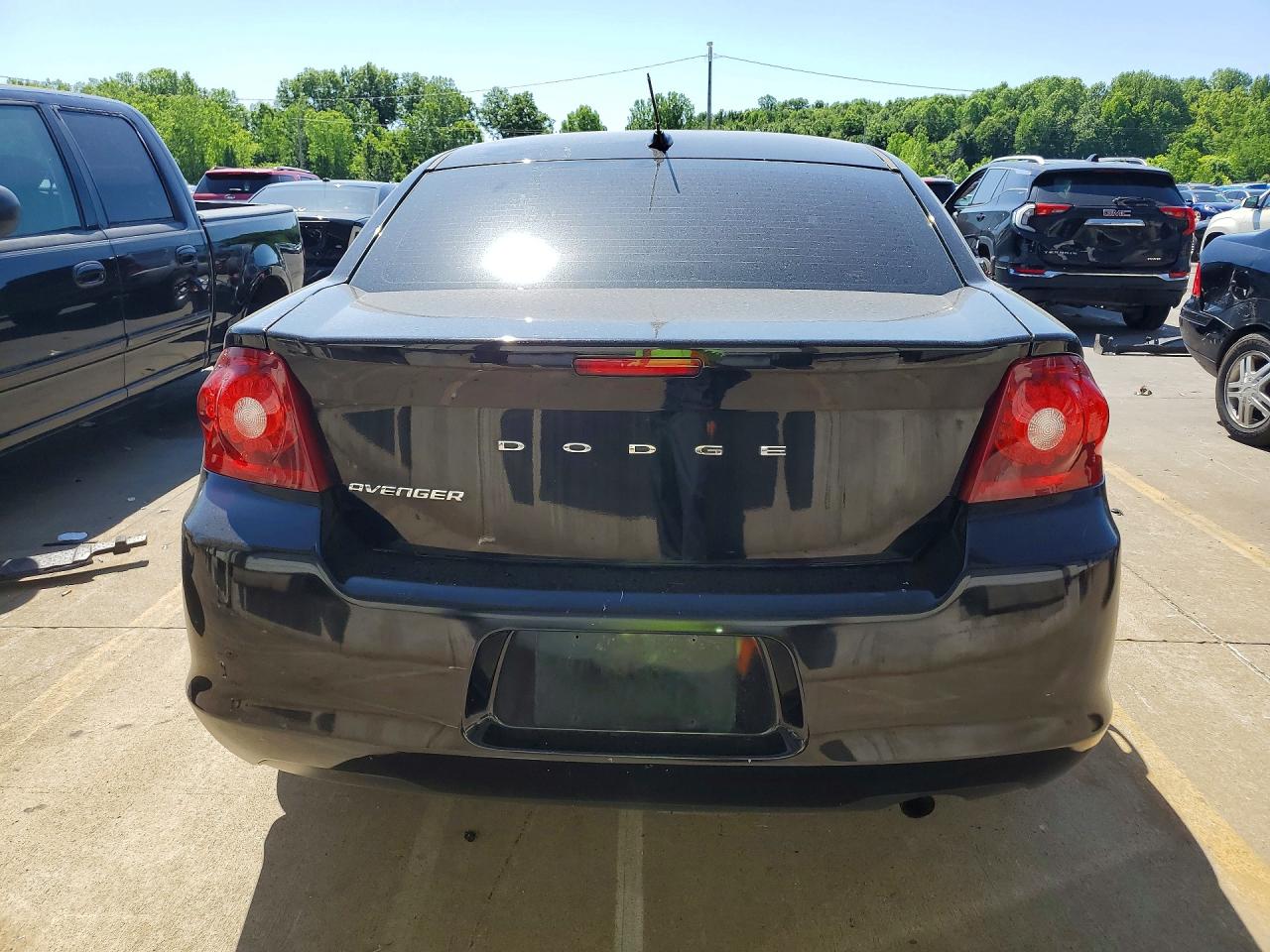 2013 DODGE AVENGER