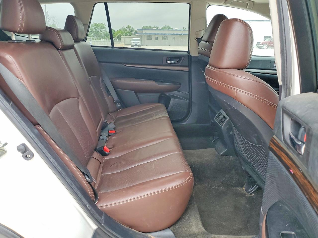 2014 SUBARU OUTBACK