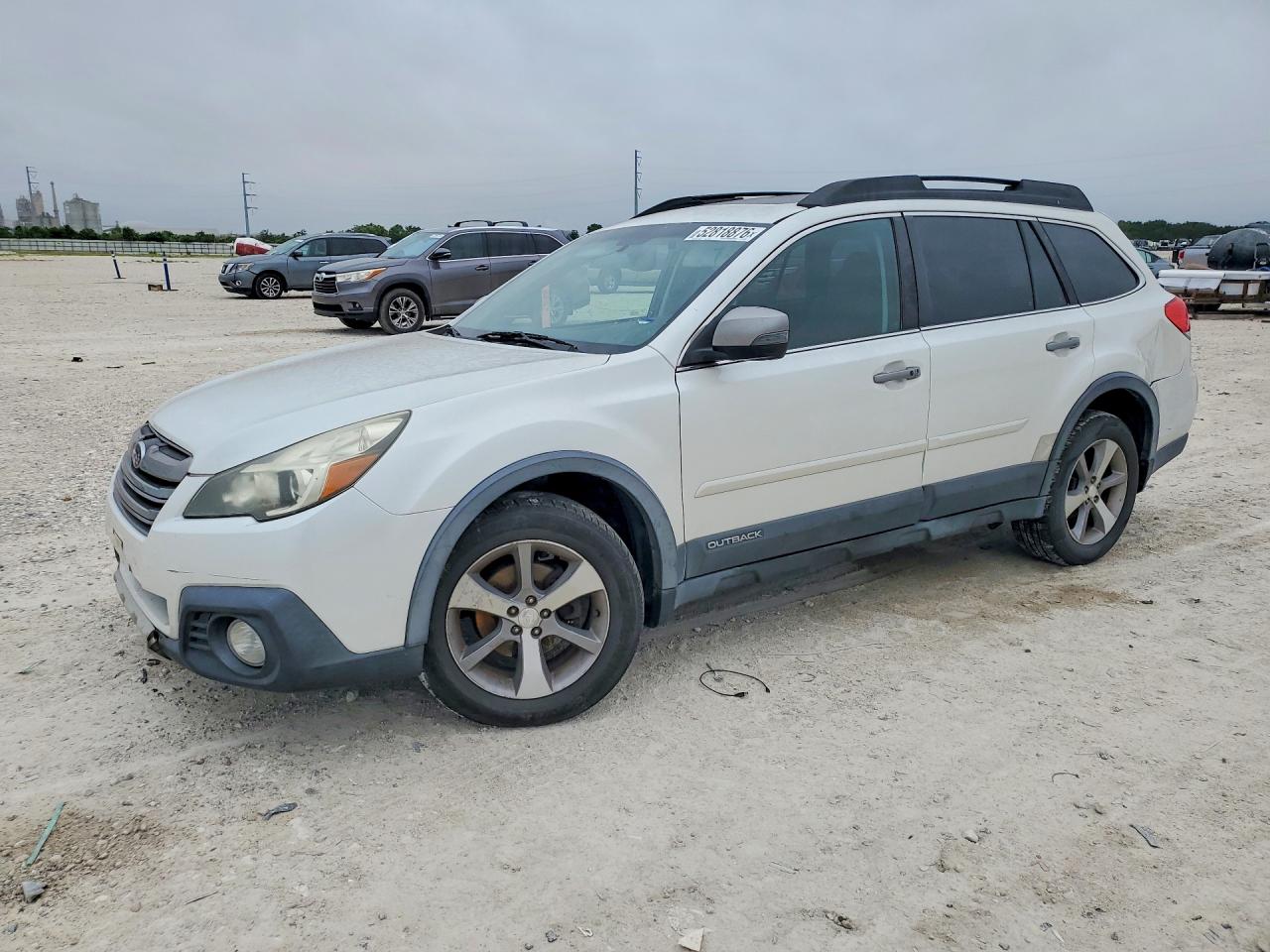 2014 SUBARU OUTBACK