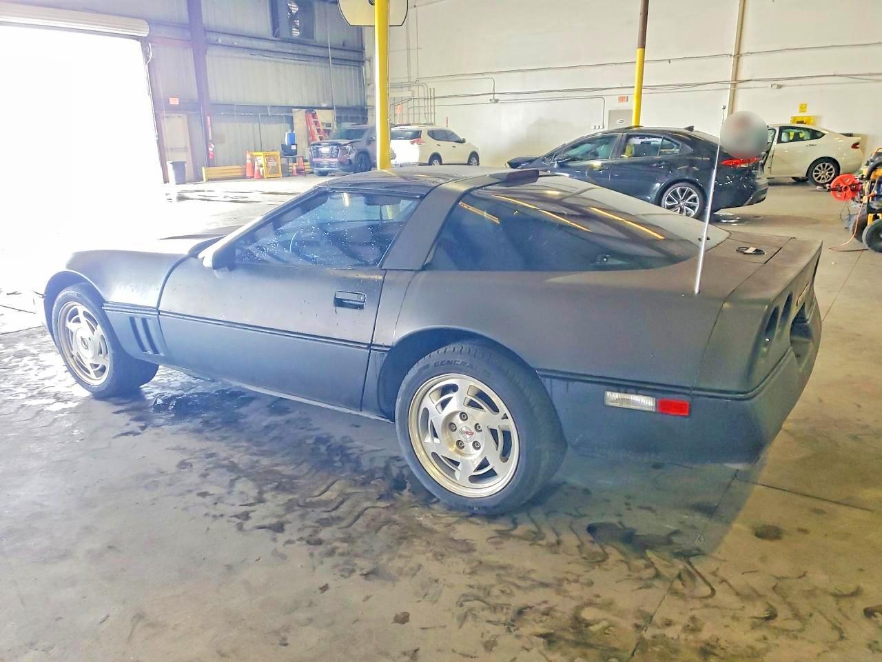 1989 CHEVROLET CORVETTE