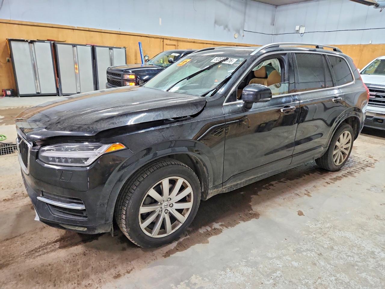 2016 VOLVO XC90