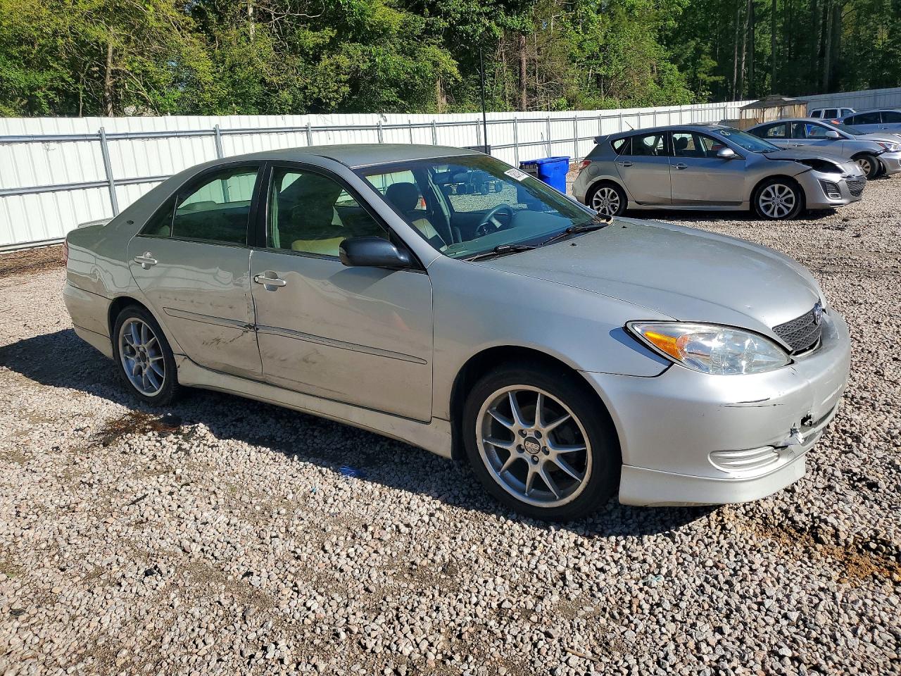 2004 TOYOTA CAMRY