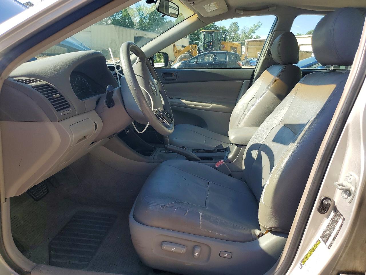 2004 TOYOTA CAMRY