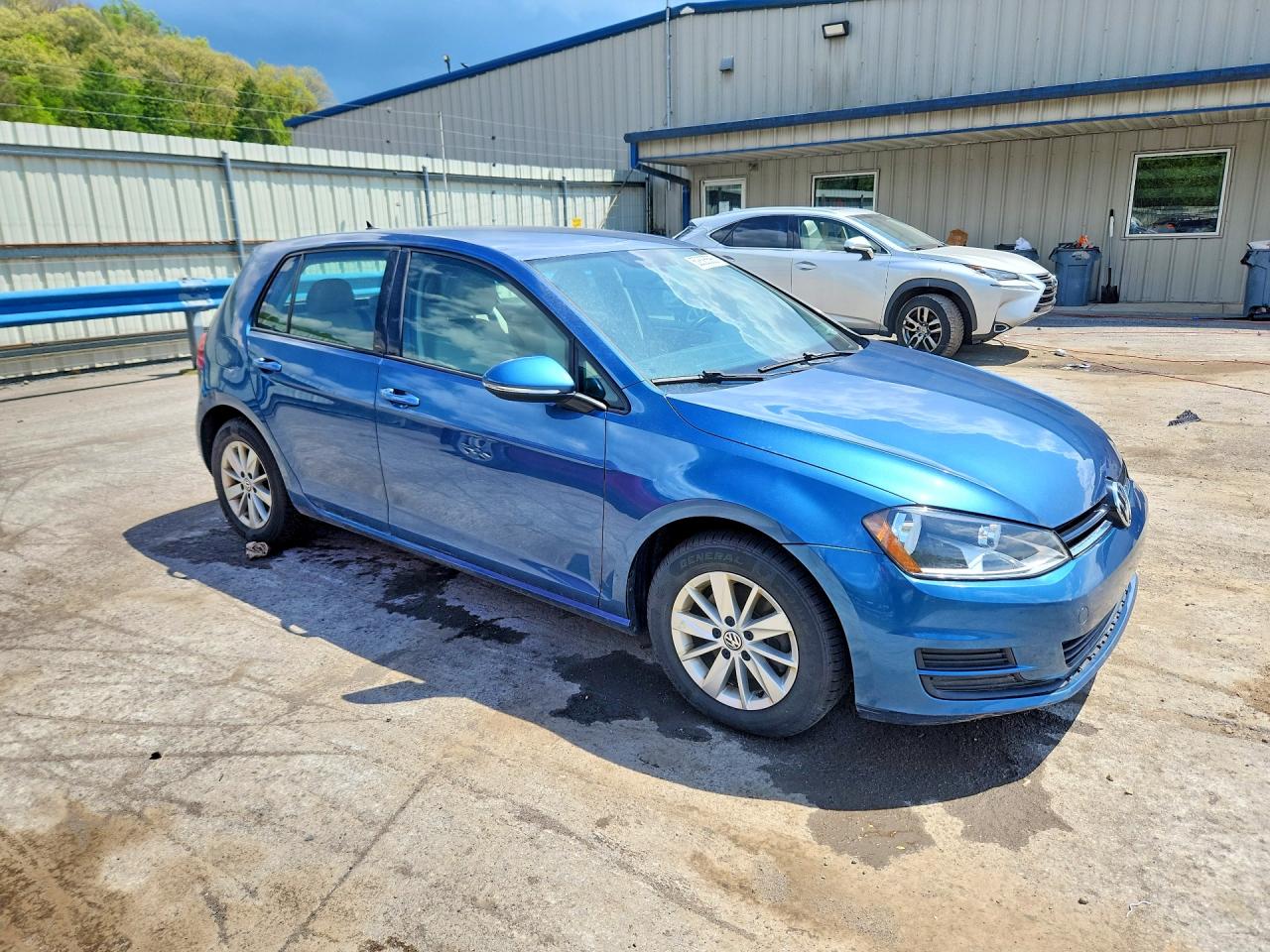 2015 VOLKSWAGEN GOLF