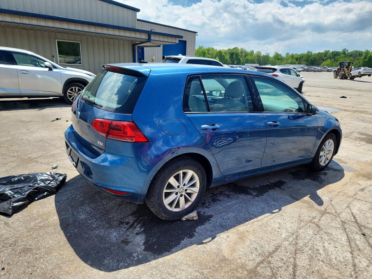 2015 VOLKSWAGEN GOLF