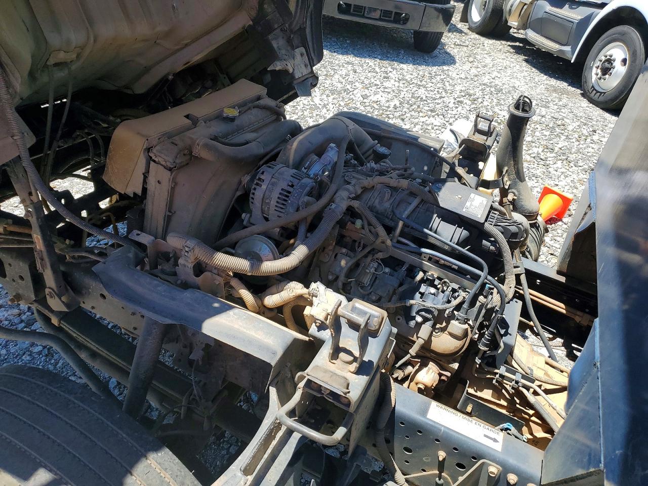 2018 ISUZU NPR
