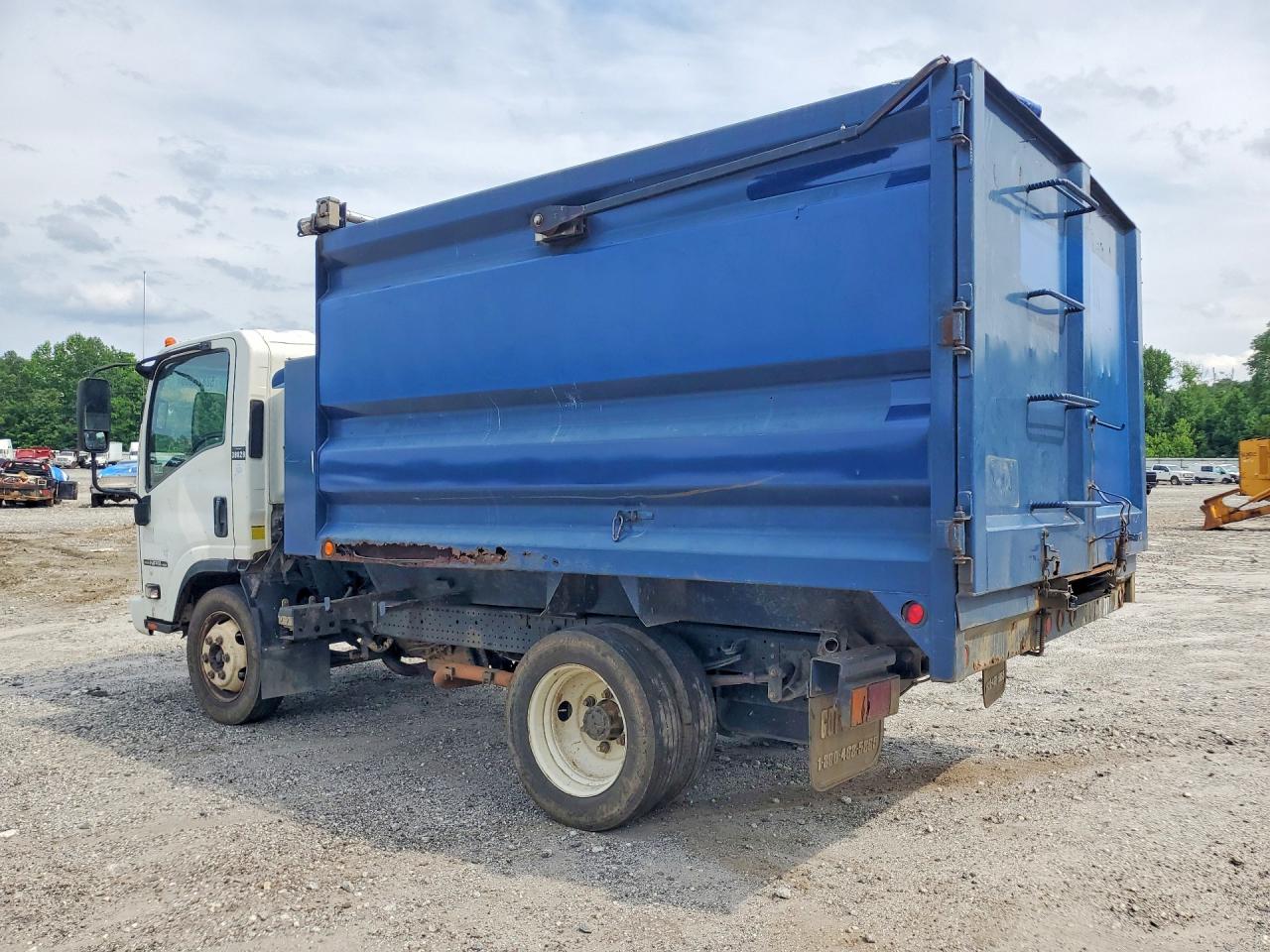2018 ISUZU NPR