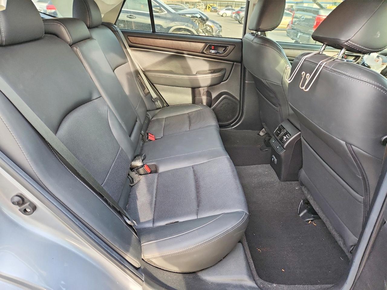 2016 SUBARU OUTBACK