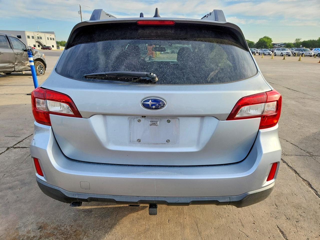 2016 SUBARU OUTBACK