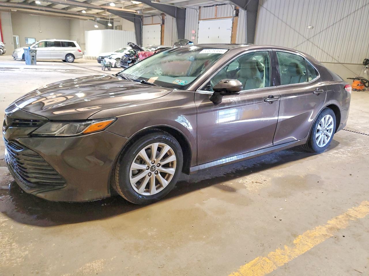 2018 TOYOTA CAMRY