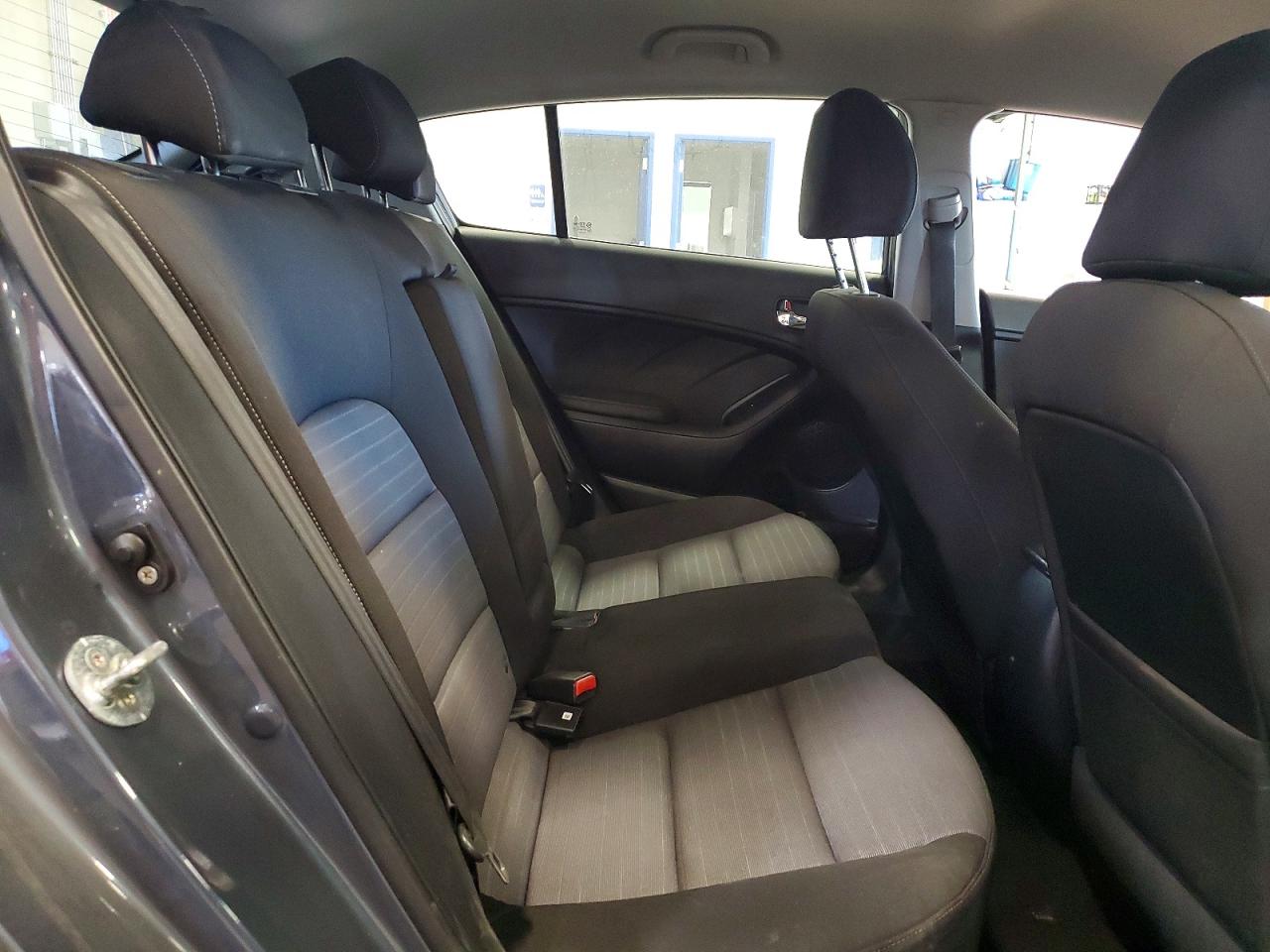 2016 KIA FORTE
