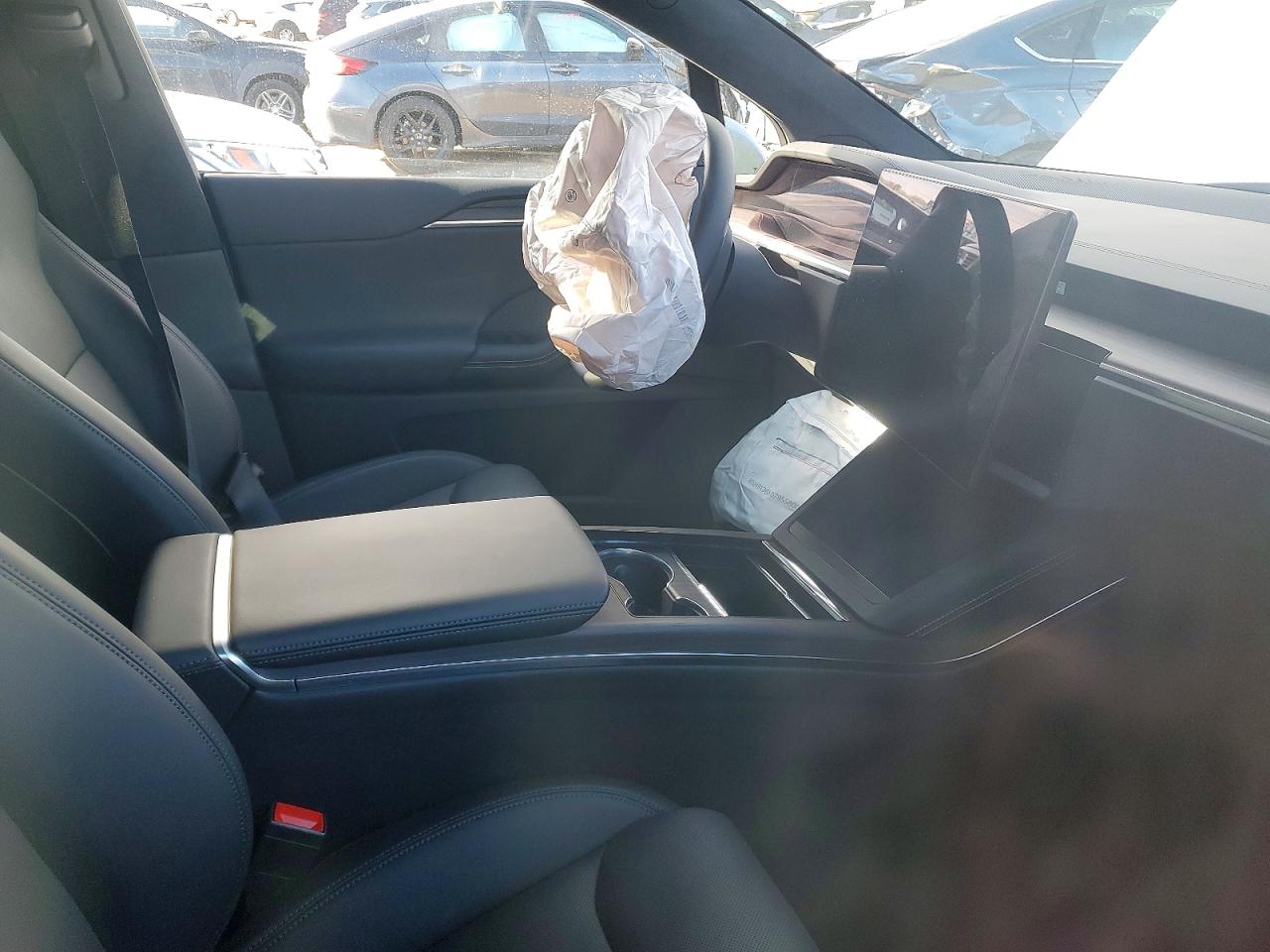 2025 TESLA MODEL X