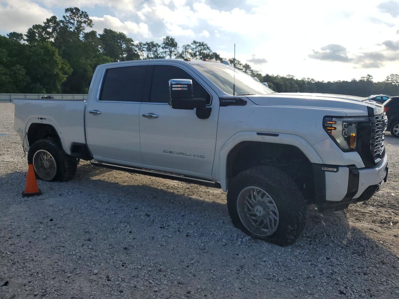 2025 GMC SIERRA