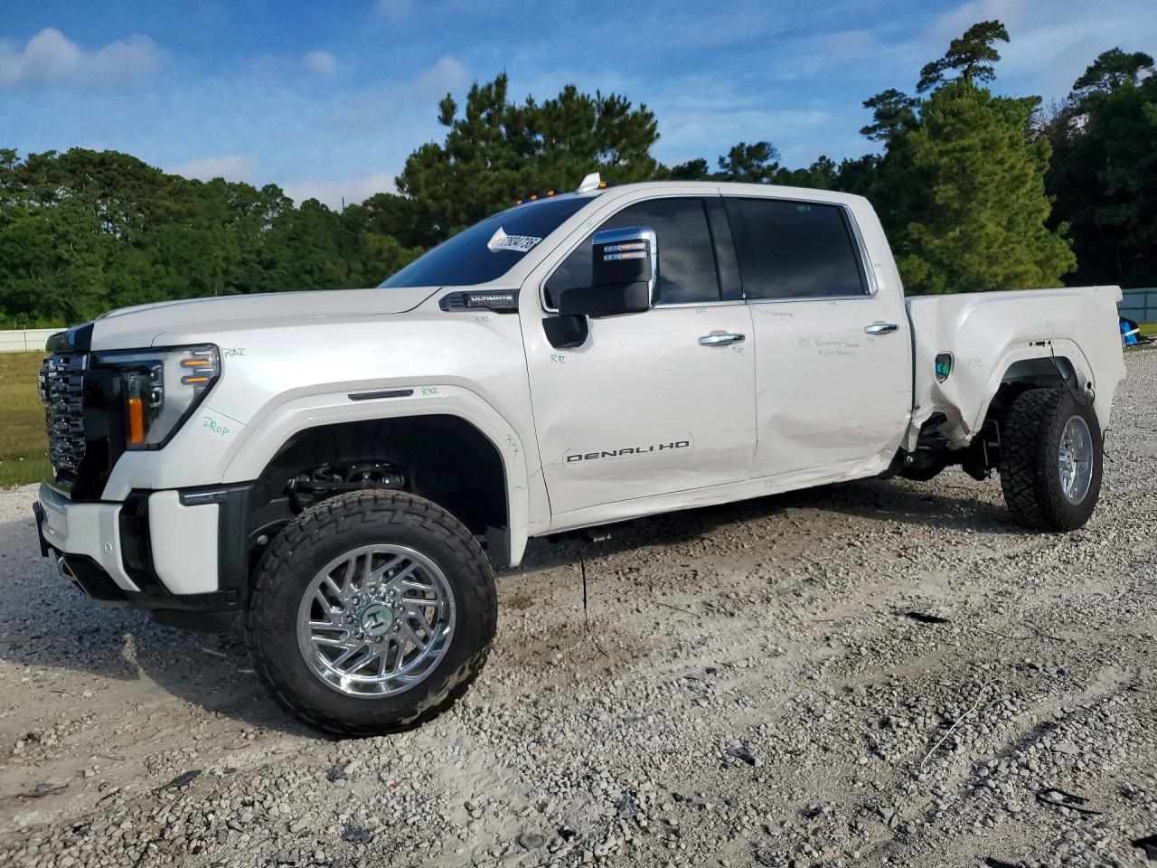 2025 GMC SIERRA