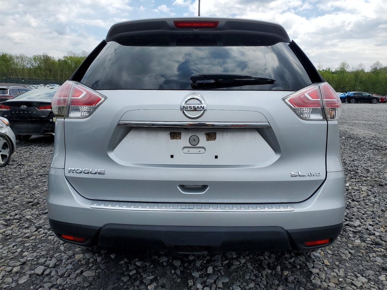 2015 NISSAN ROGUE