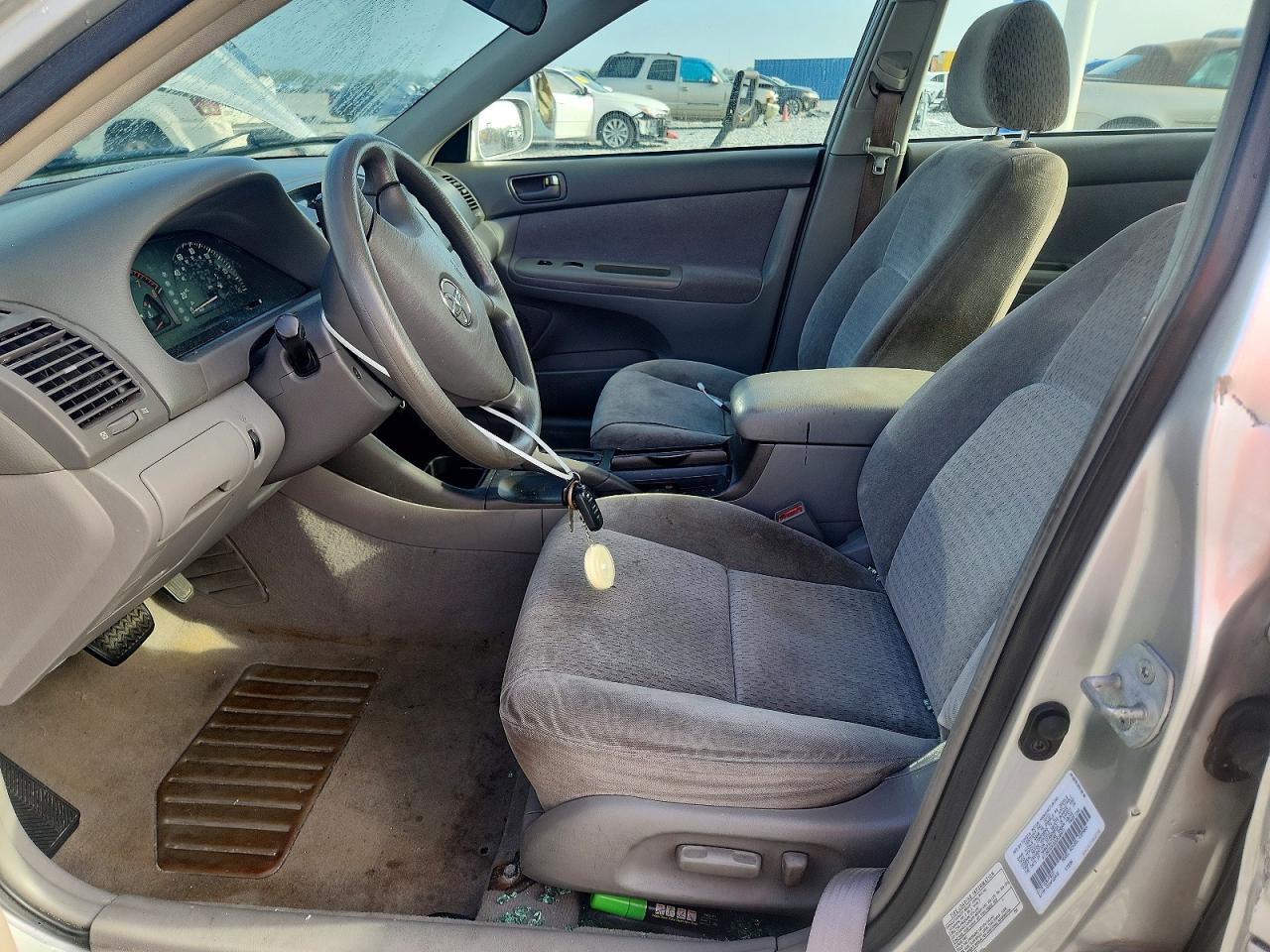 2002 TOYOTA CAMRY