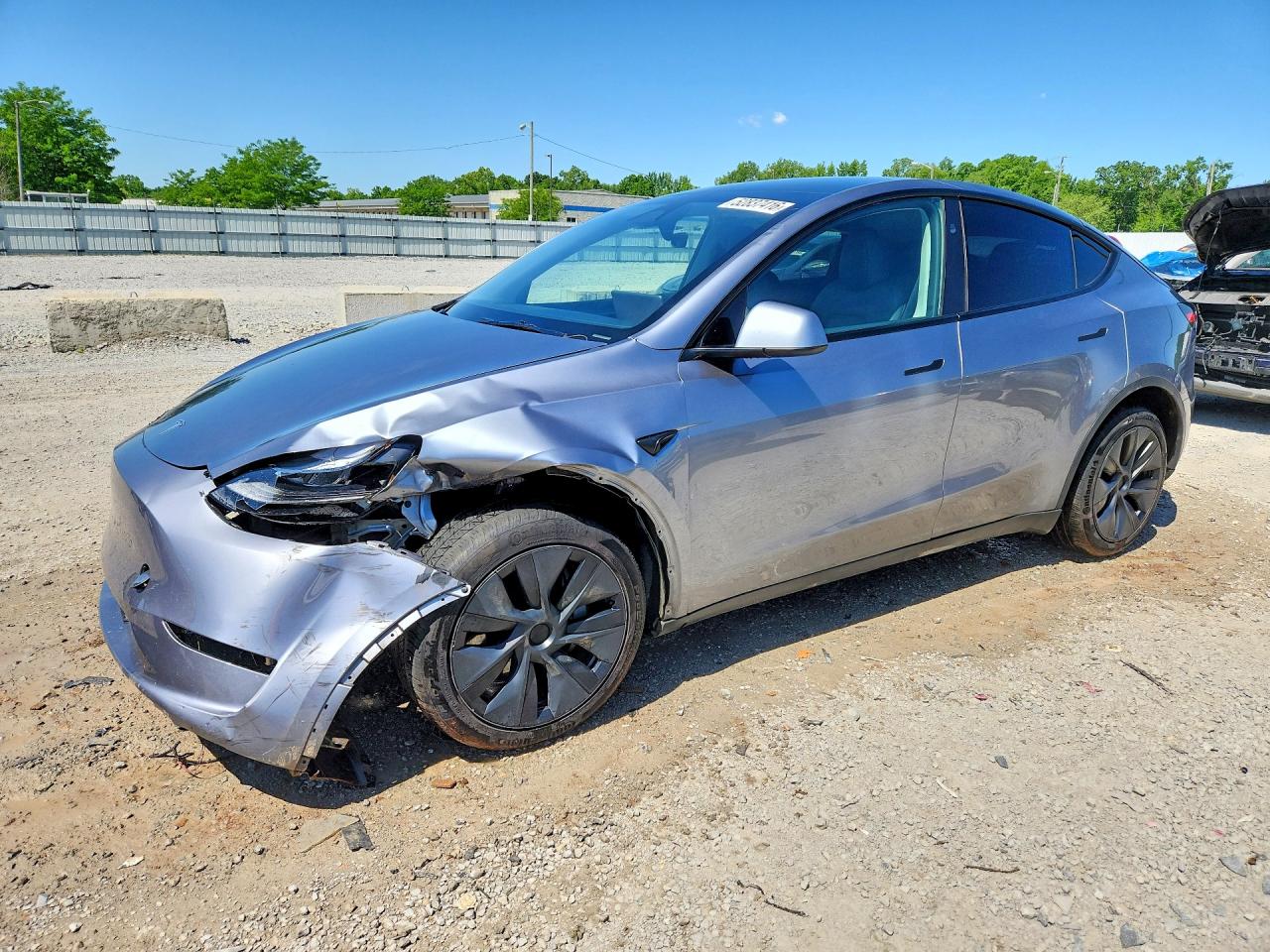 2025 TESLA MODEL Y