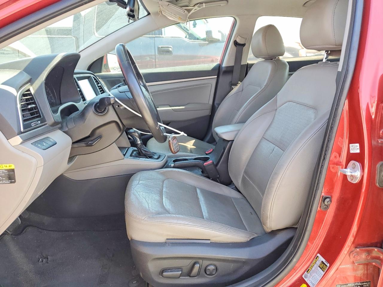 2017 HYUNDAI ELANTRA