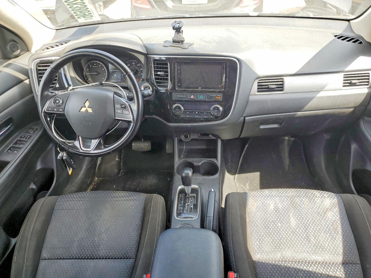 2016 MITSUBISHI OUTLANDER