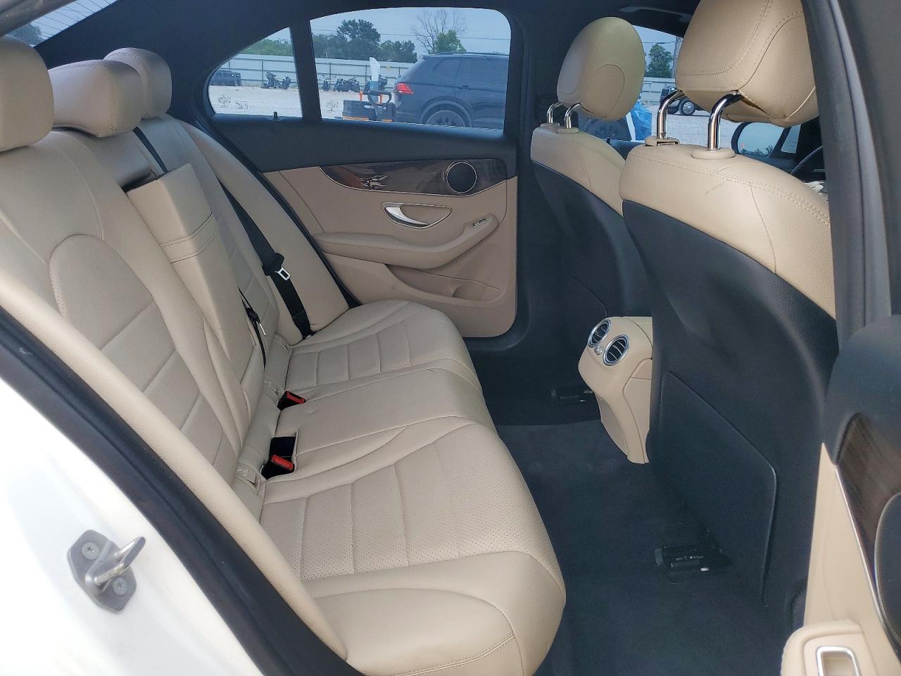2018 MERCEDES-BENZ C-CLASS