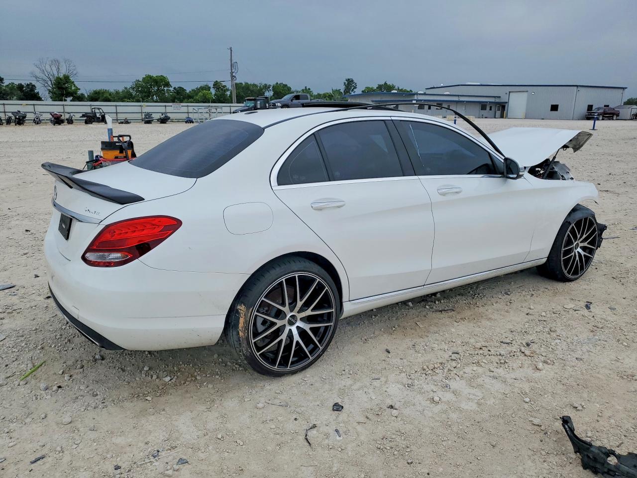 2018 MERCEDES-BENZ C-CLASS