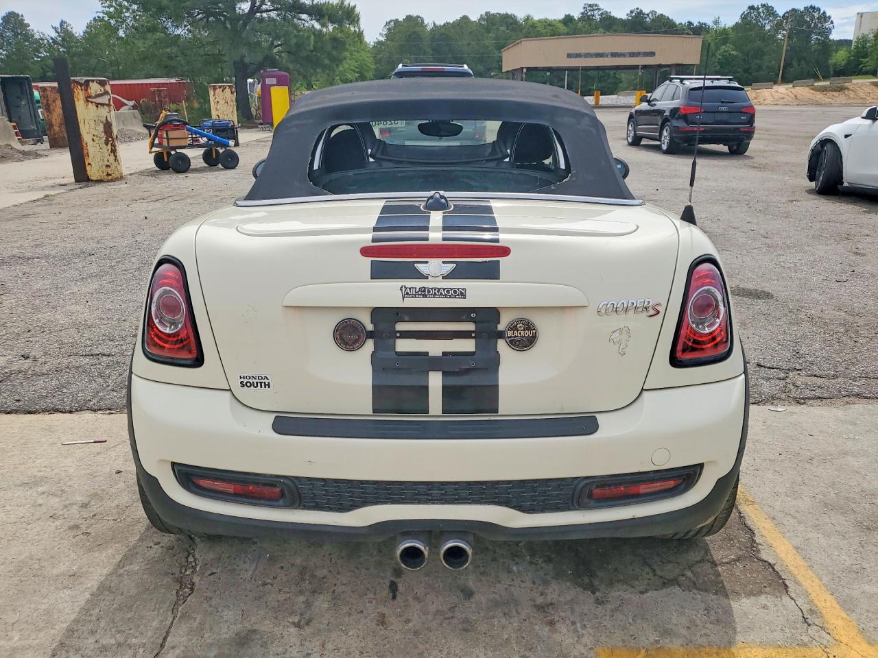2015 MINI COOPER