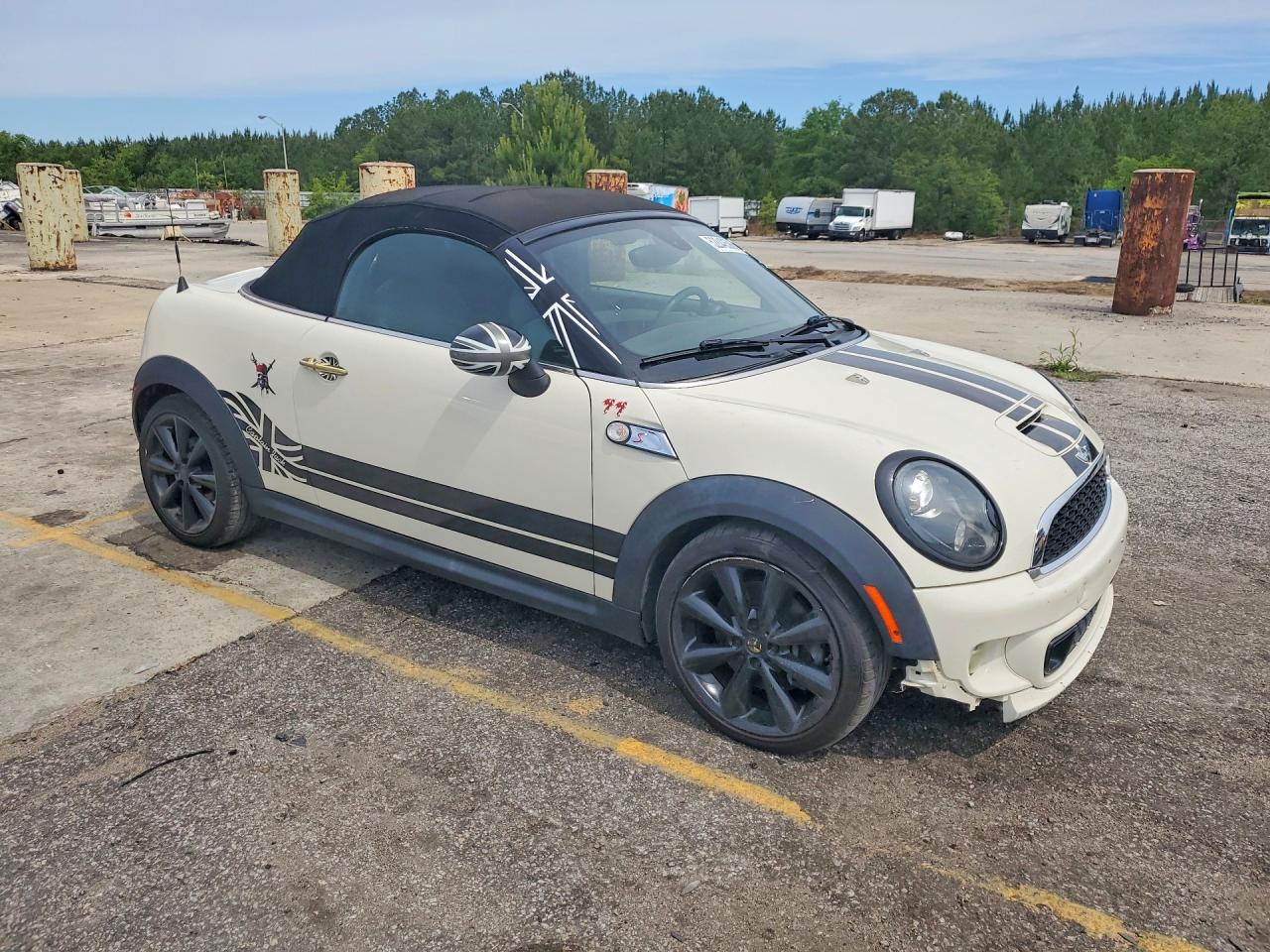 2015 MINI COOPER