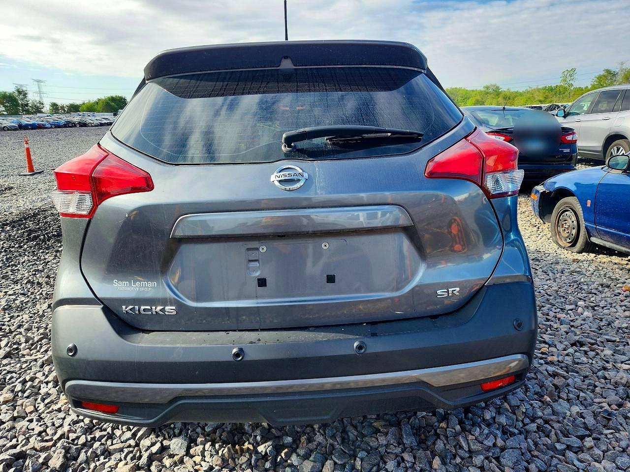 2020 NISSAN KICKS