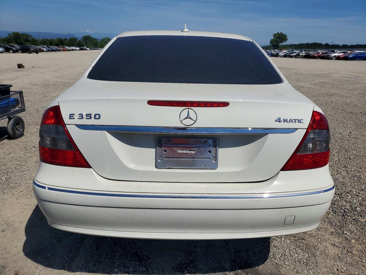 2009 MERCEDES-BENZ E-CLASS