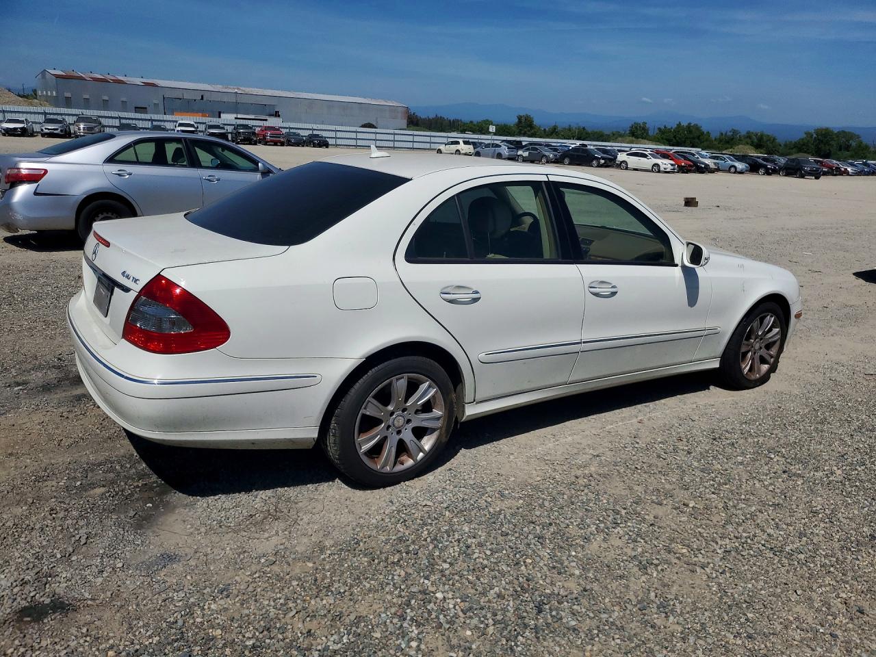 2009 MERCEDES-BENZ E-CLASS