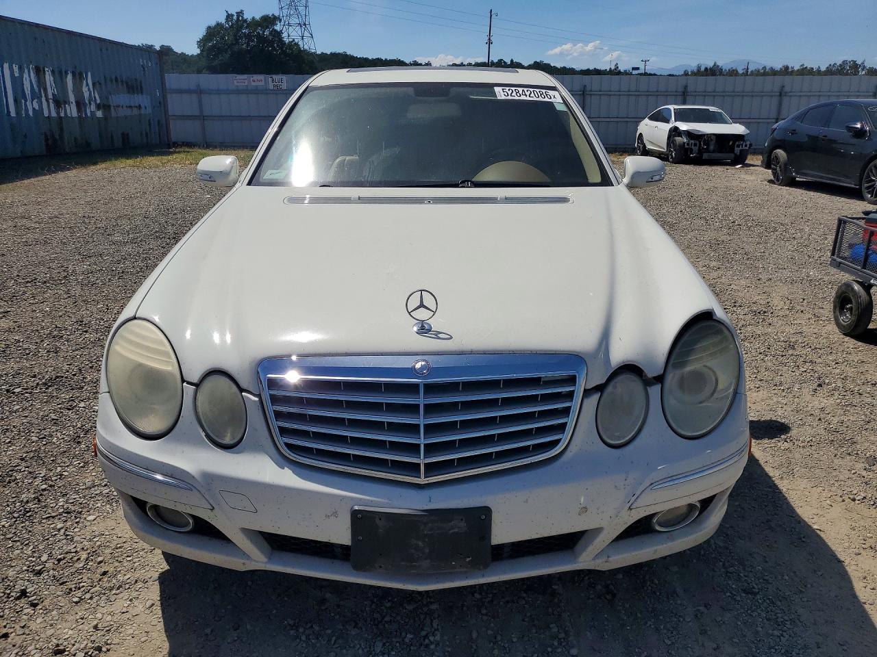 2009 MERCEDES-BENZ E-CLASS