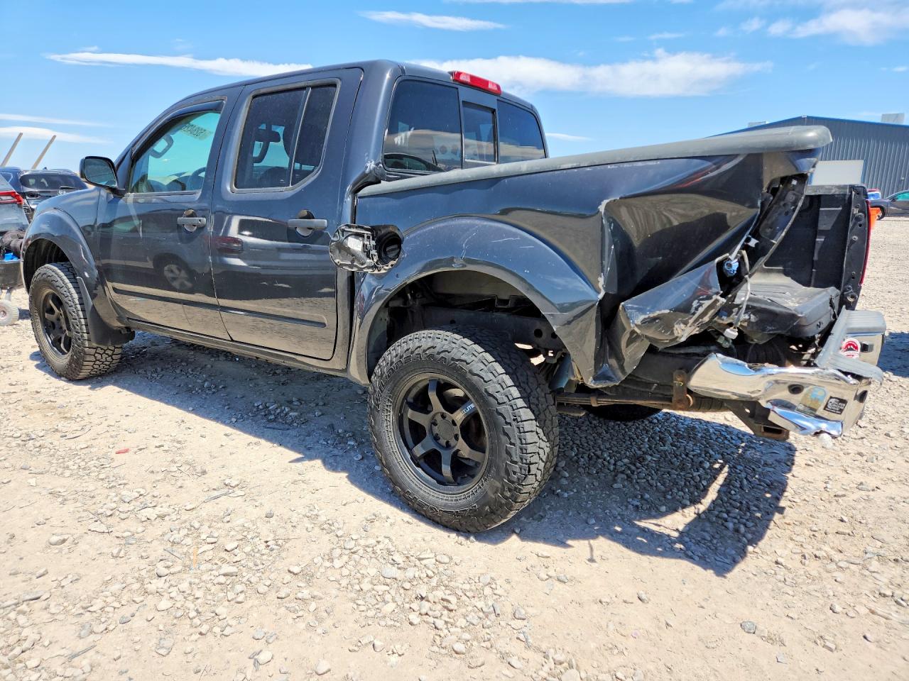 2014 NISSAN FRONTIER