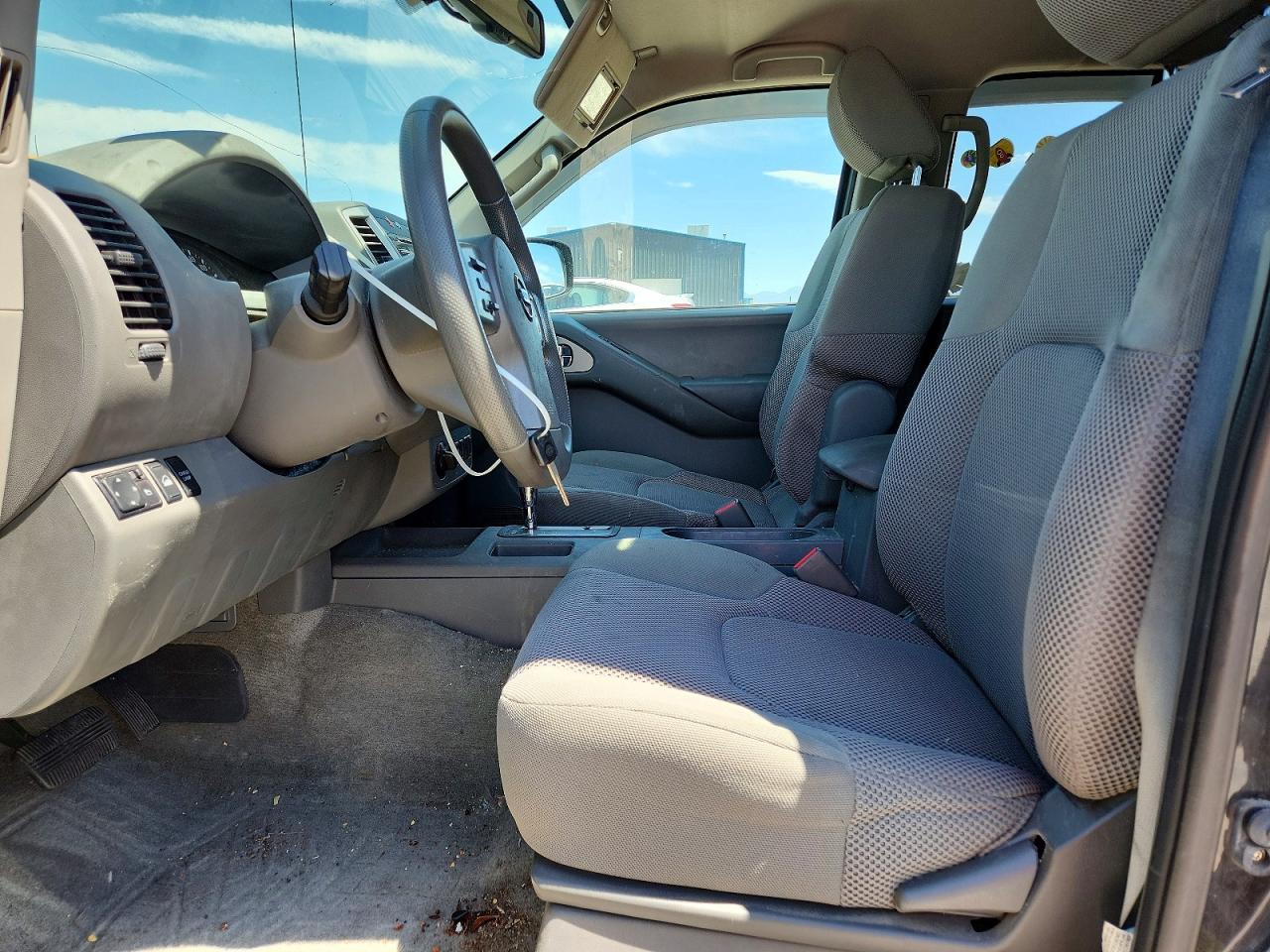 2014 NISSAN FRONTIER