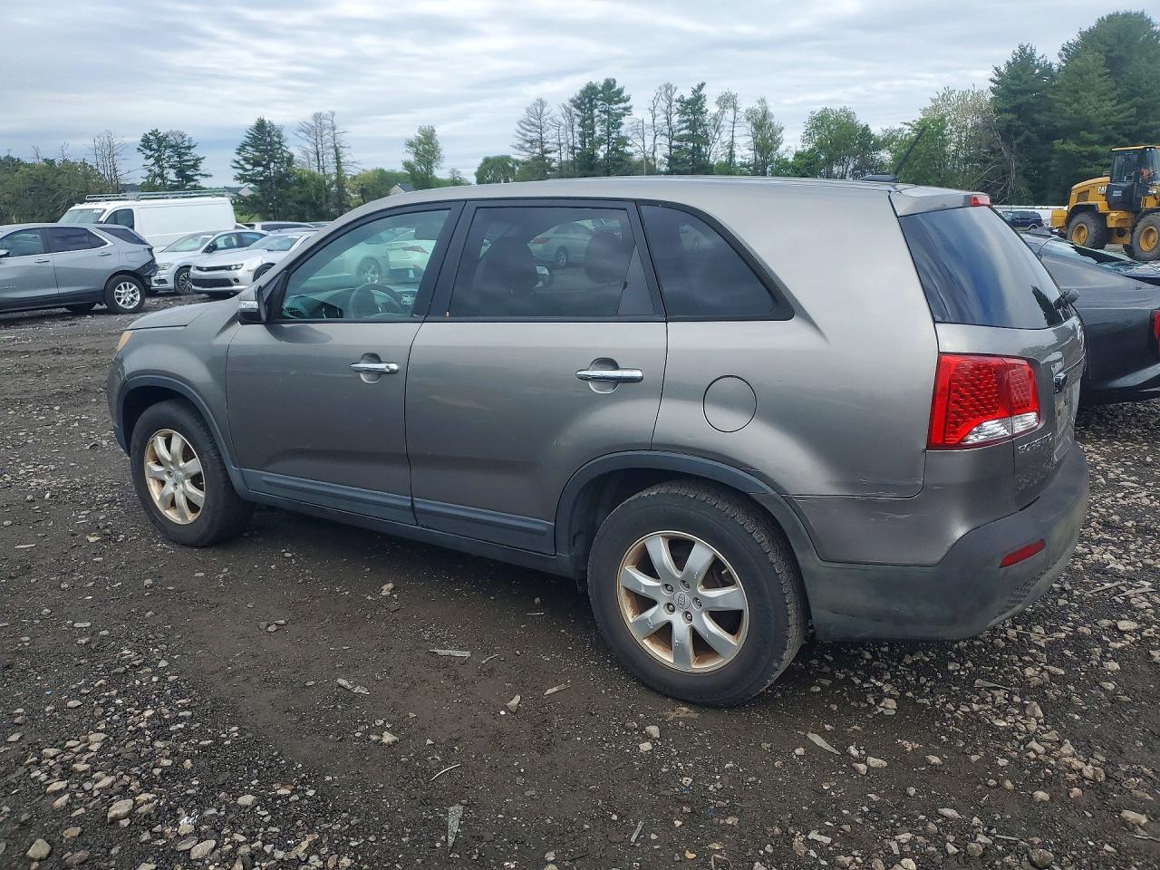 2011 KIA SORENTO