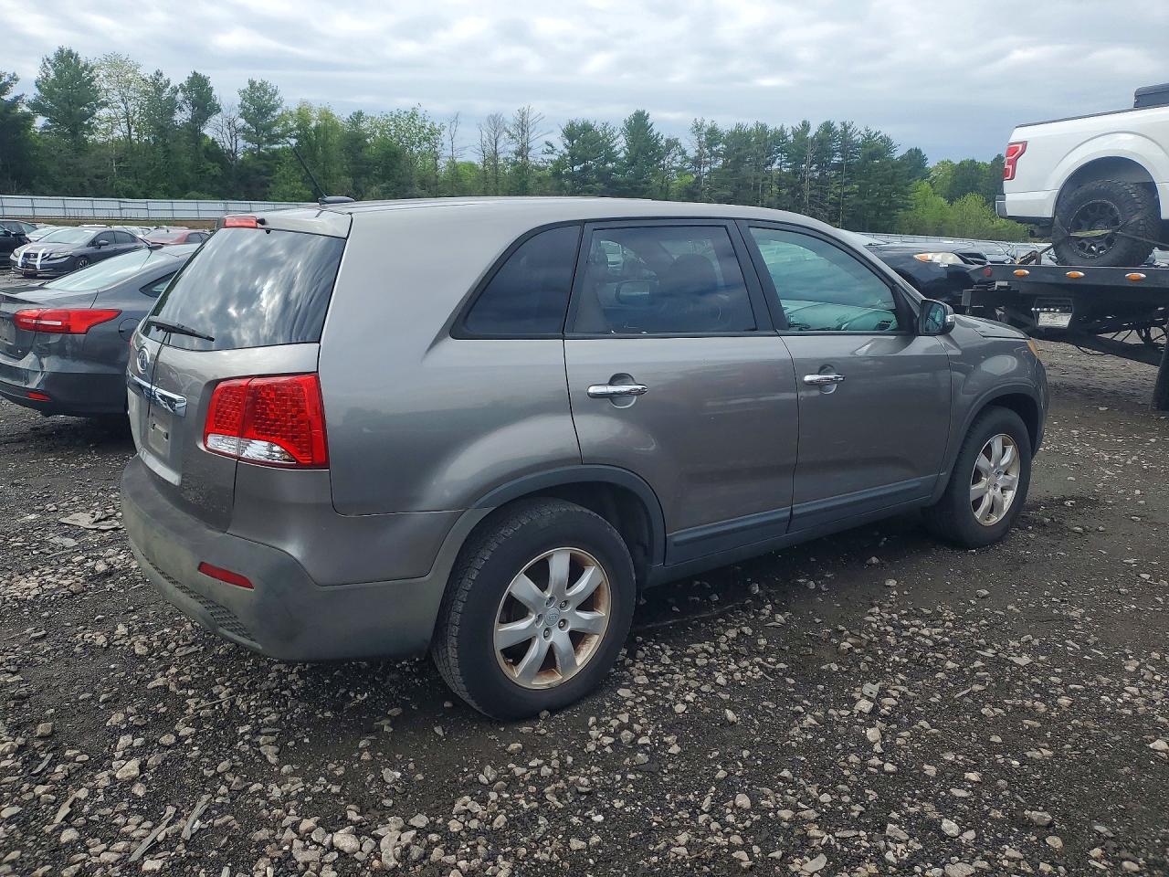 2011 KIA SORENTO