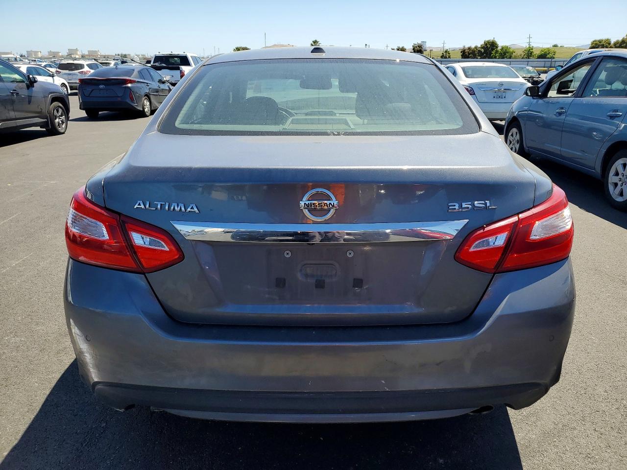 2017 NISSAN ALTIMA