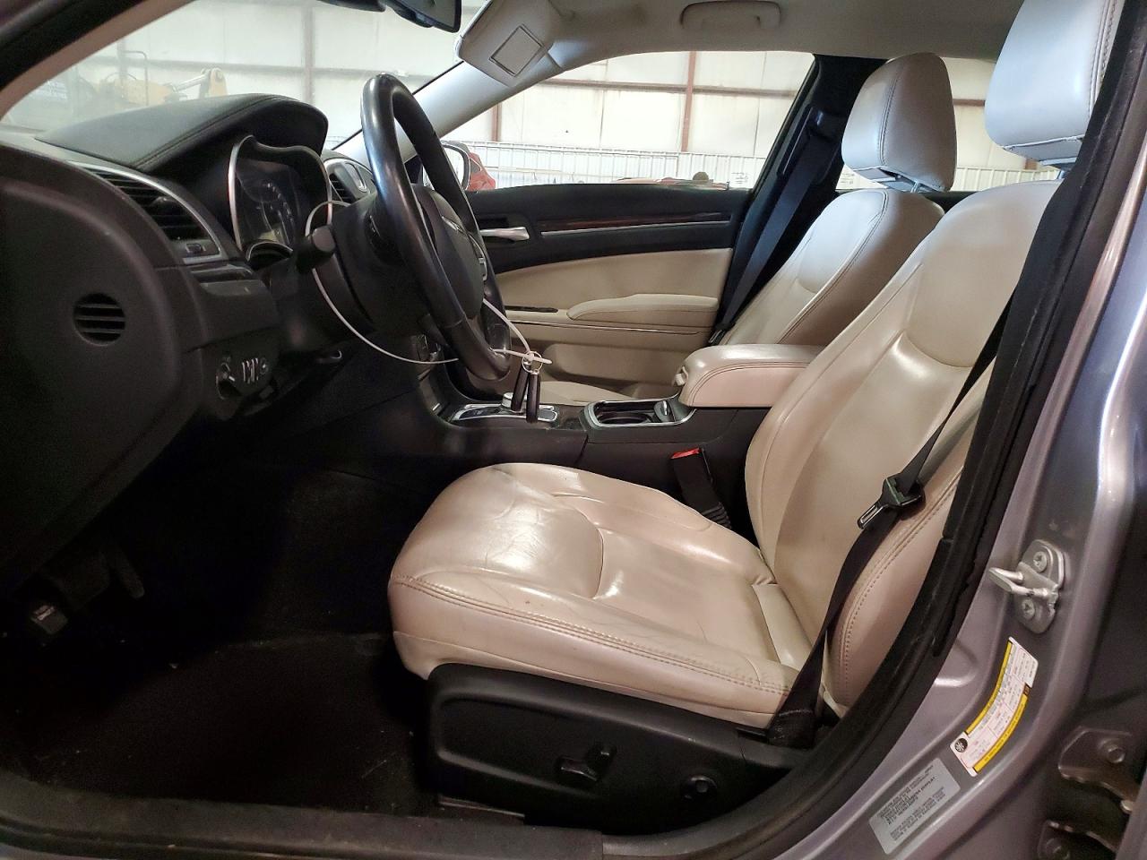 2017 CHRYSLER 300