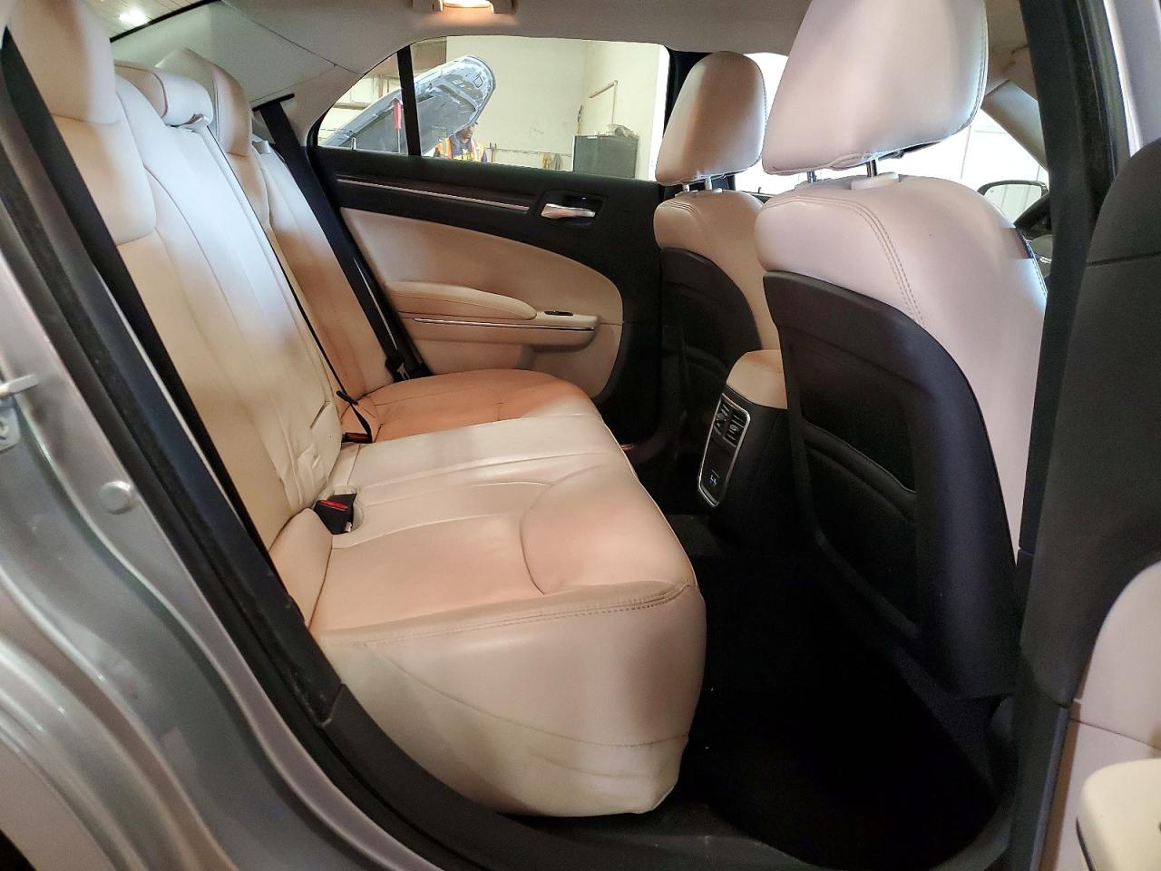 2017 CHRYSLER 300