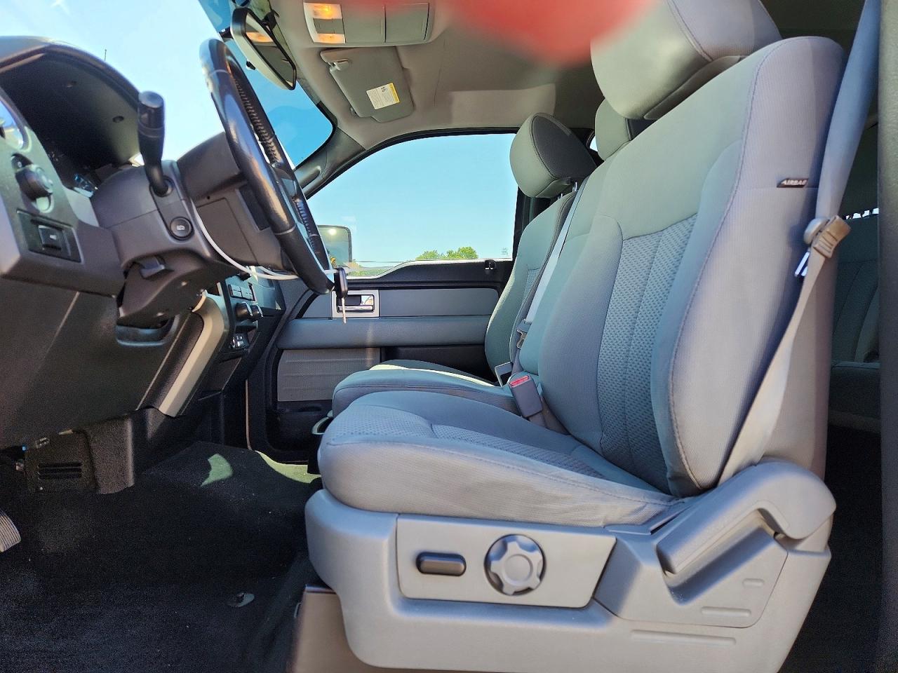 2011 FORD F150