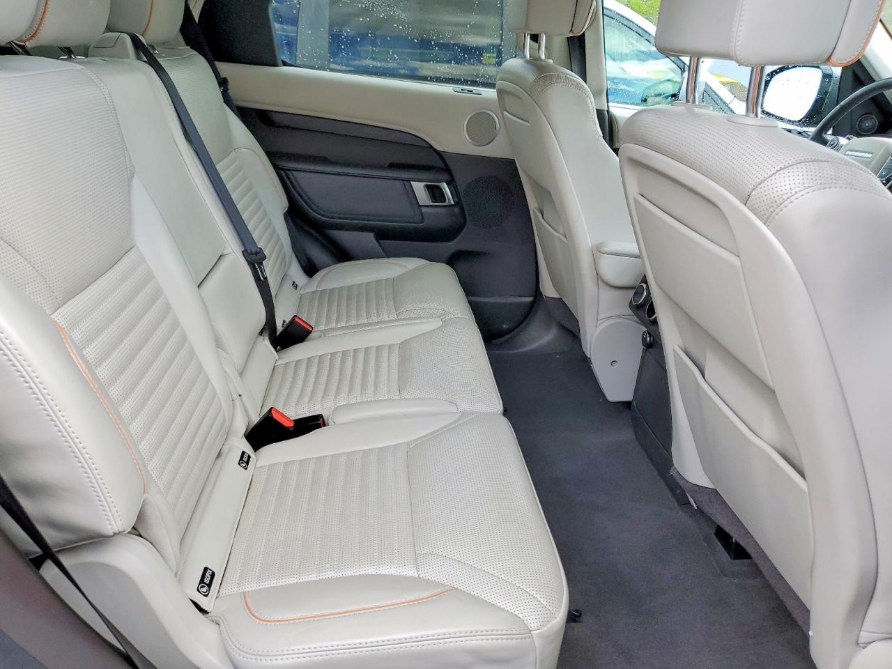 2017 LAND ROVER DISCOVERY