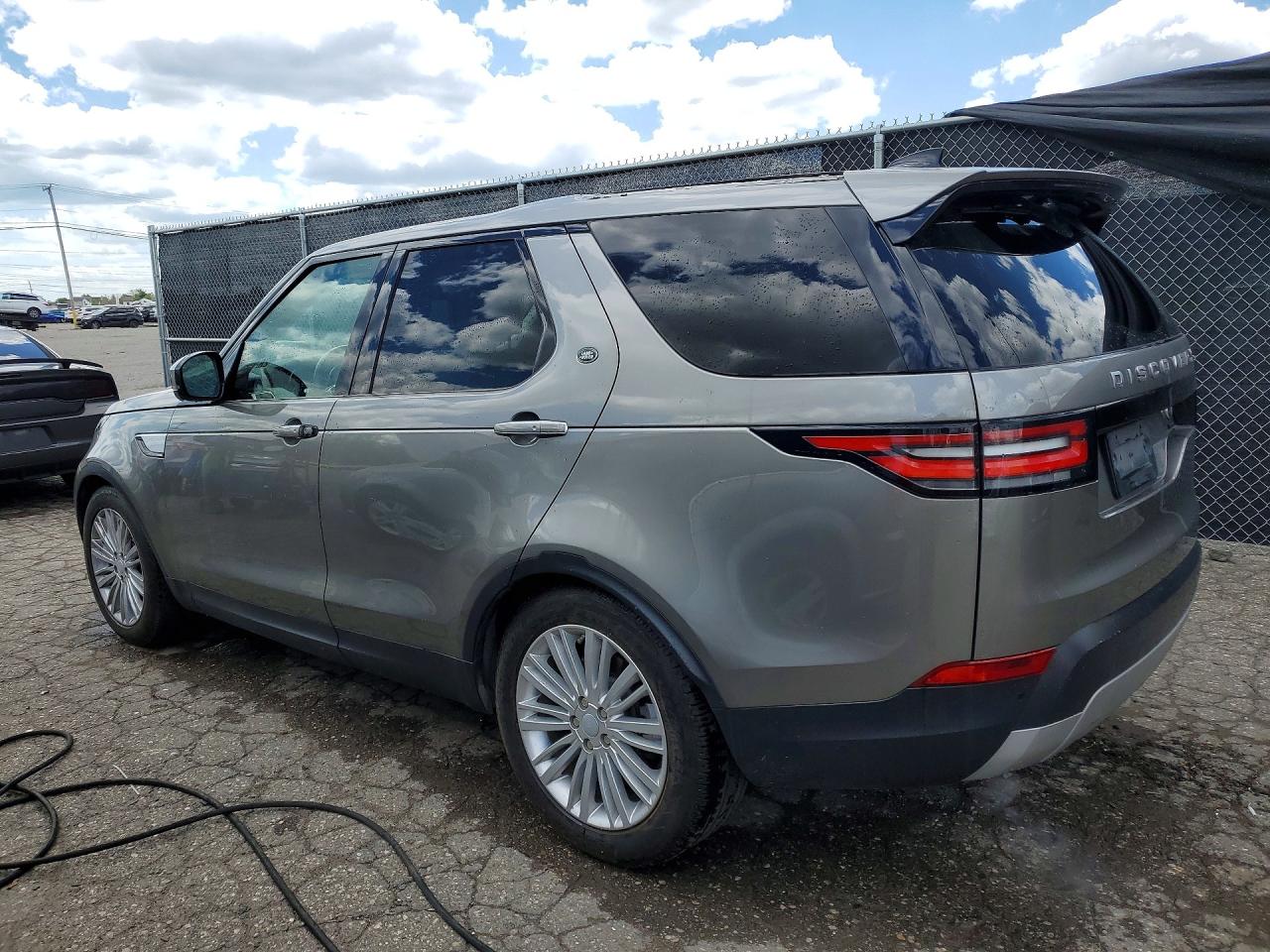 2017 LAND ROVER DISCOVERY