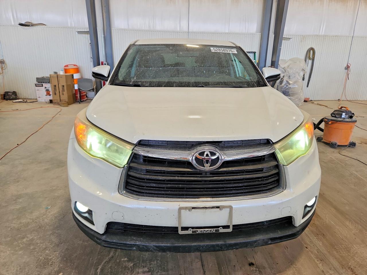2016 TOYOTA HIGHLANDER