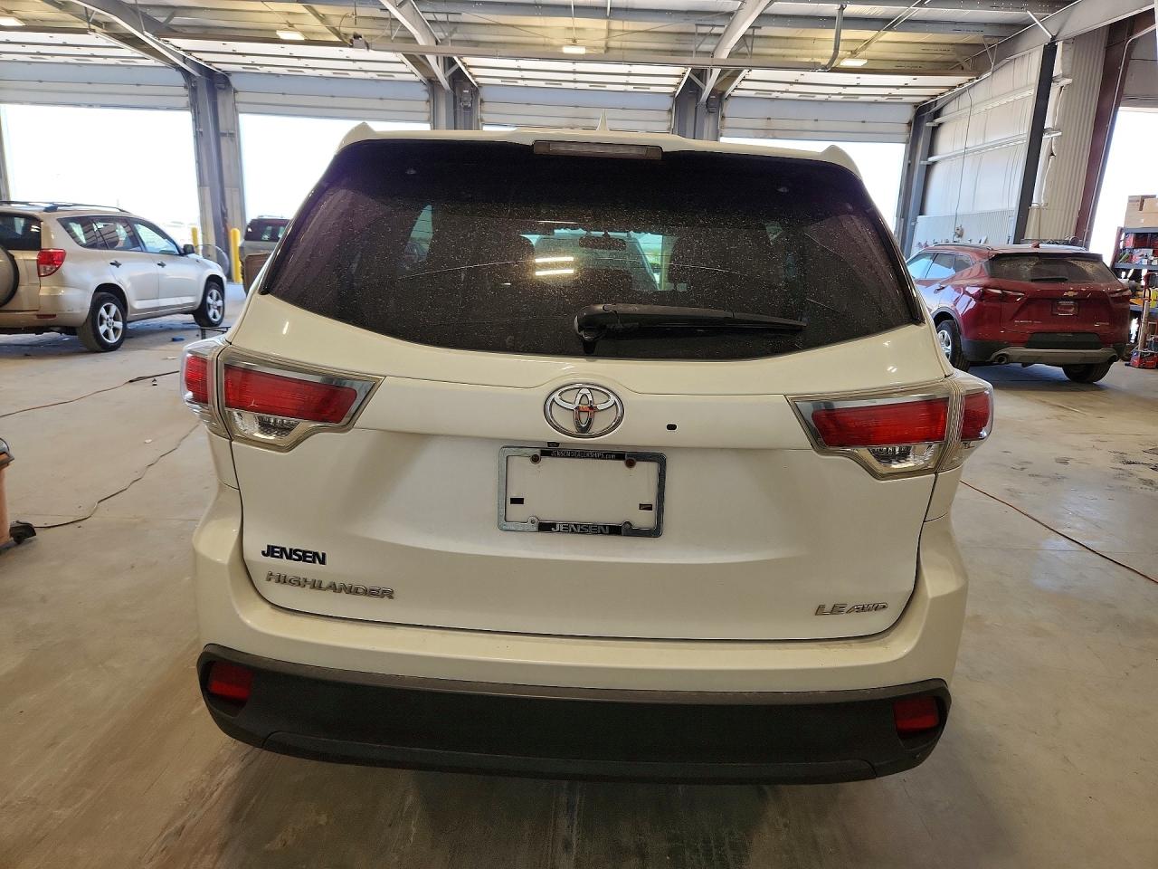 2016 TOYOTA HIGHLANDER