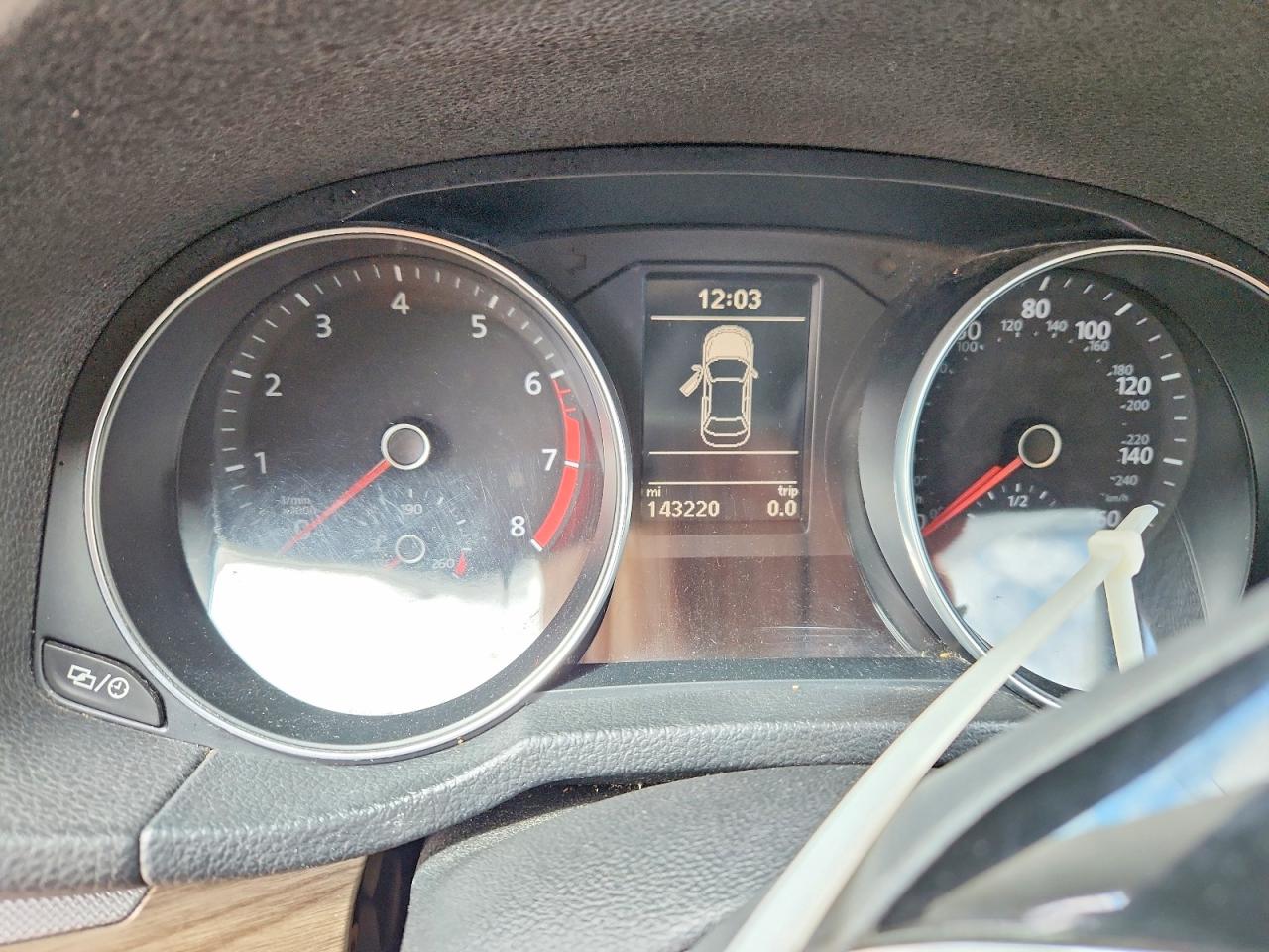 2018 VOLKSWAGEN PASSAT