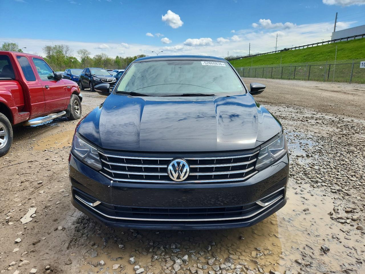 2018 VOLKSWAGEN PASSAT