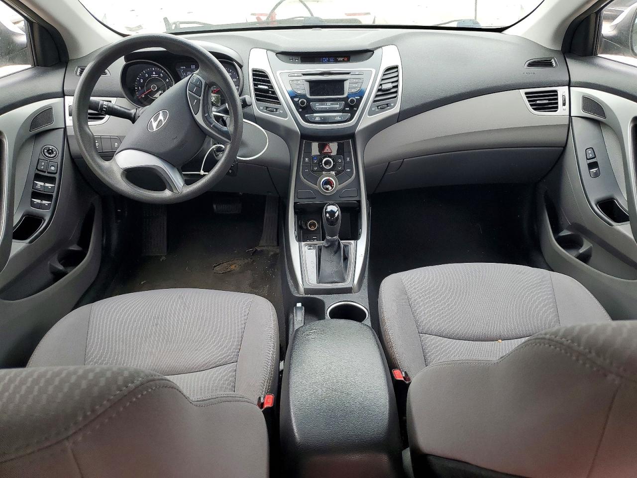 2016 HYUNDAI ELANTRA