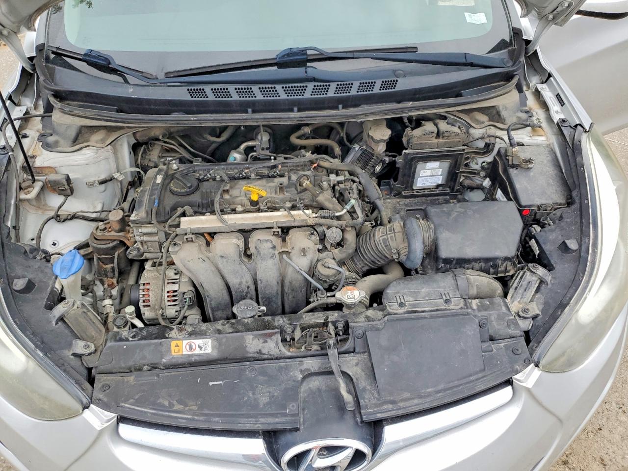 2016 HYUNDAI ELANTRA