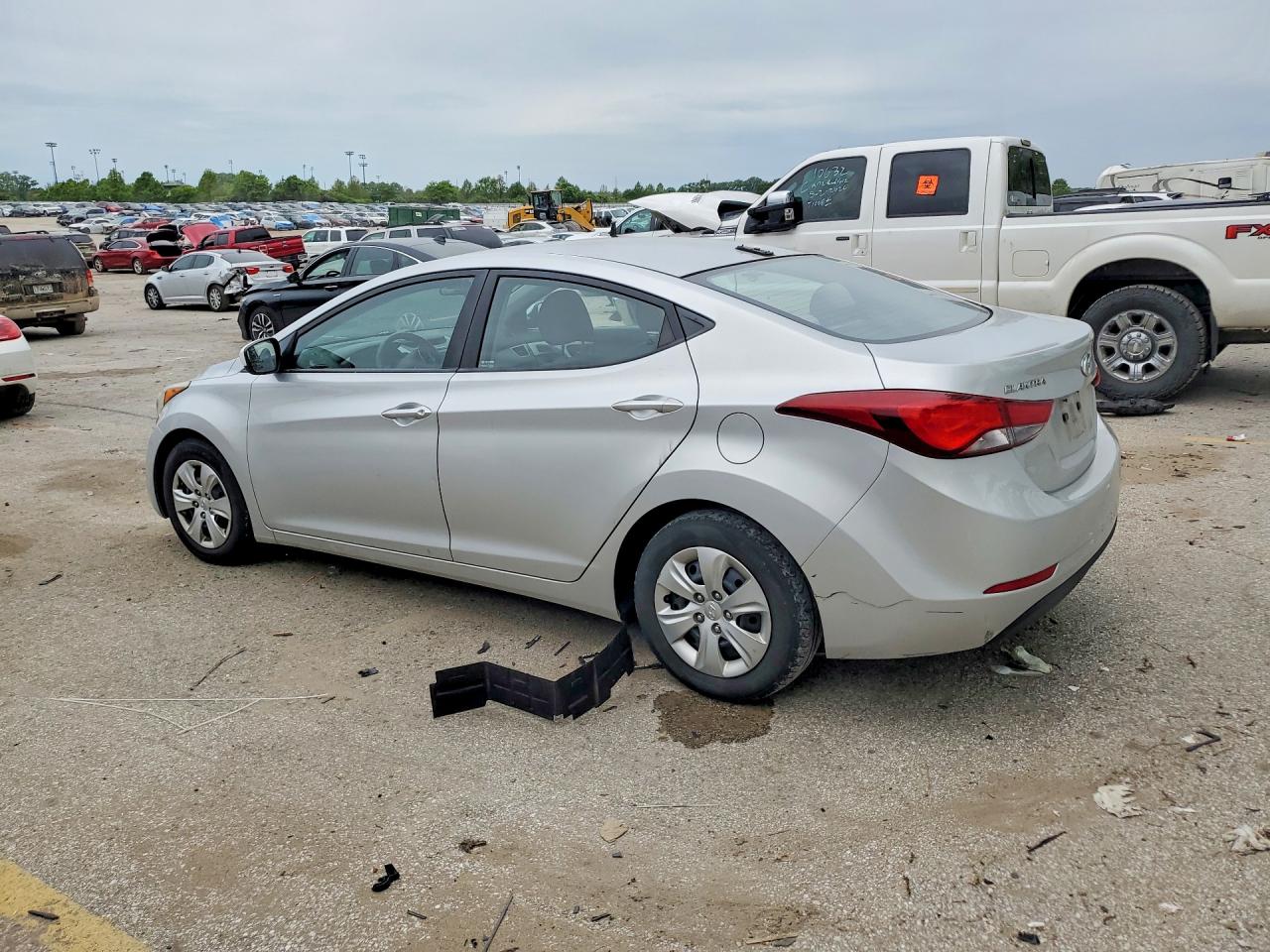 2016 HYUNDAI ELANTRA