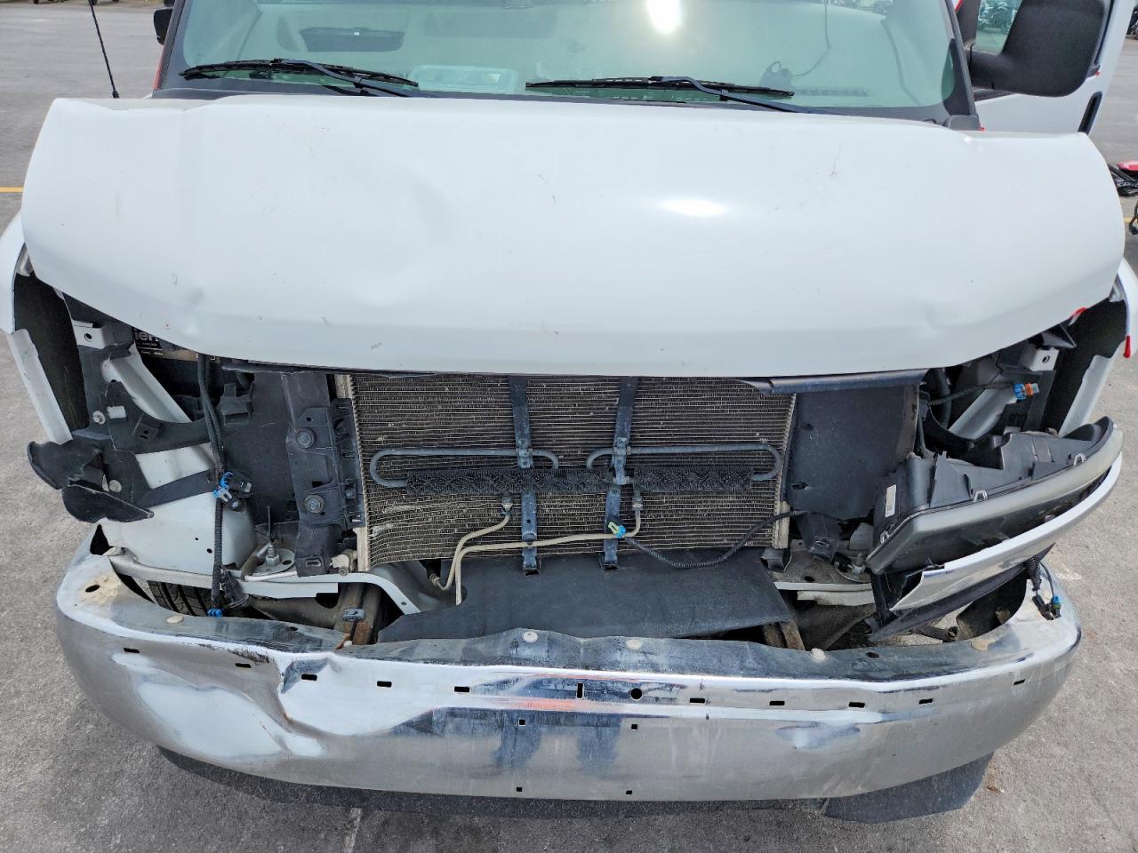 2020 CHEVROLET EXPRESS