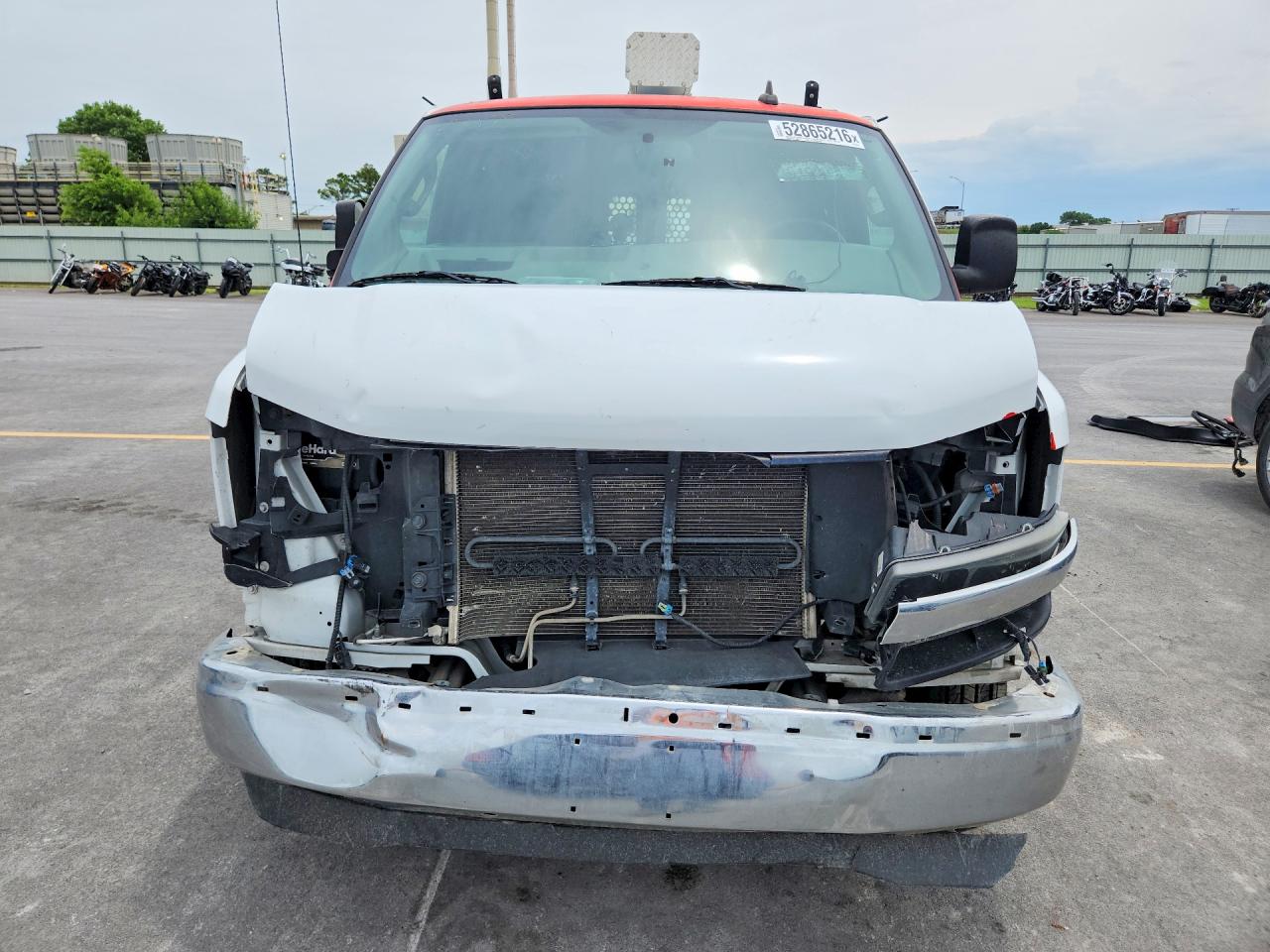 2020 CHEVROLET EXPRESS